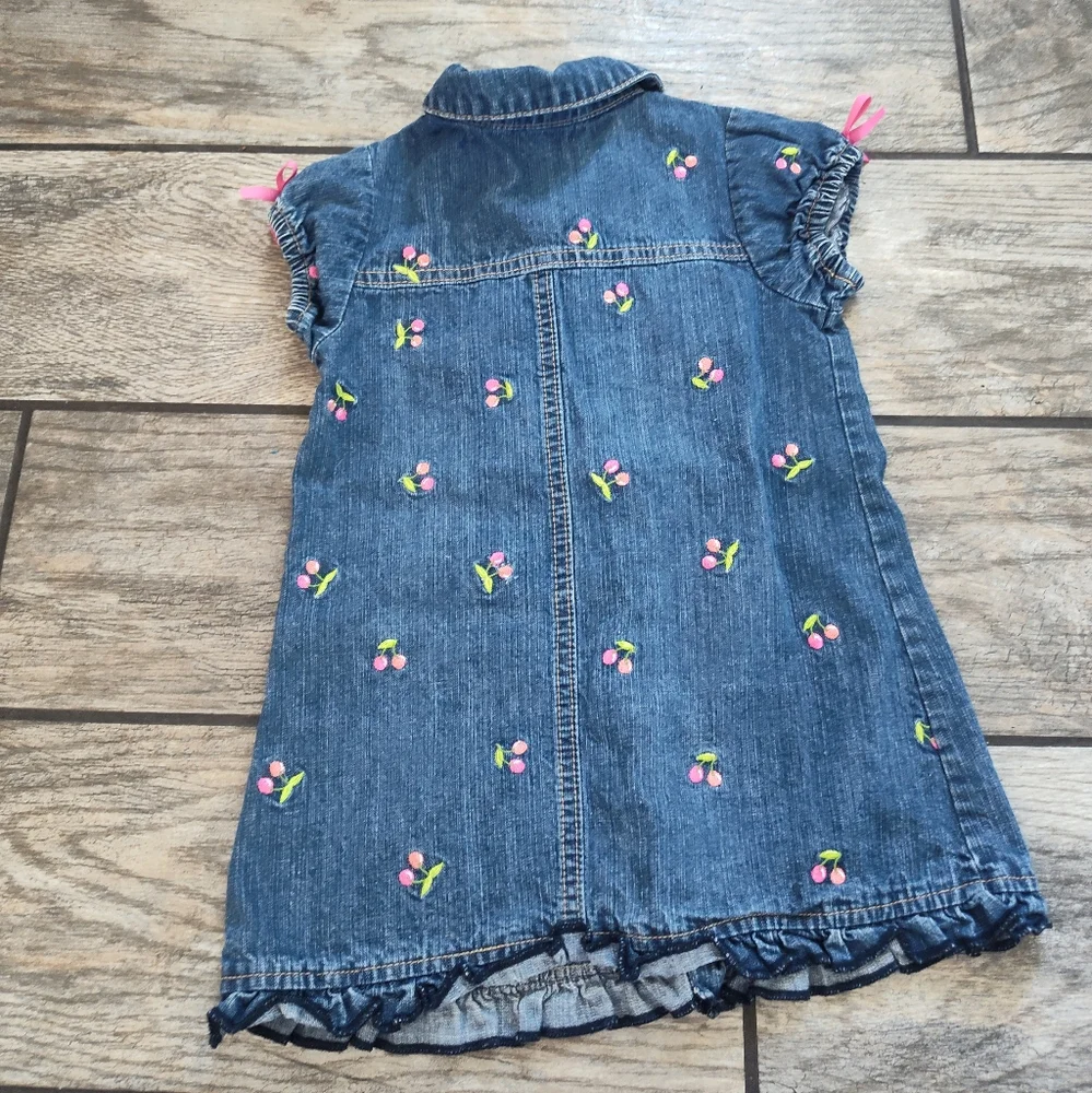 Baby / Toddler Girls Vintage Denim Dress With Embroidered Cherries 🍒 - Picture 8 of 11
